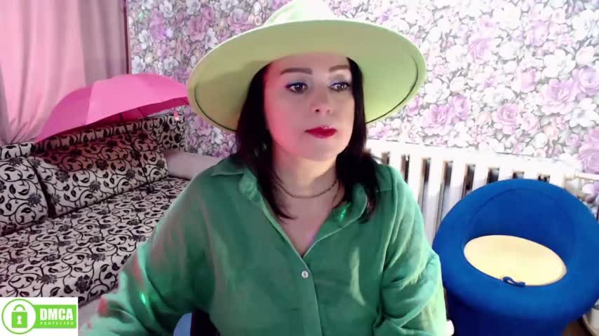brunette7786