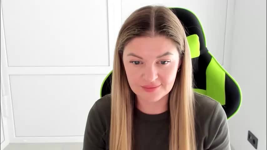 madison_smile