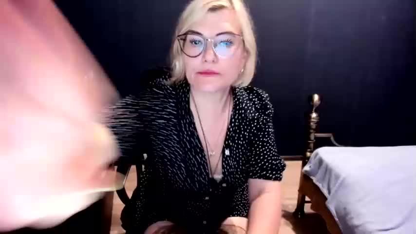 sabrinamacmarren